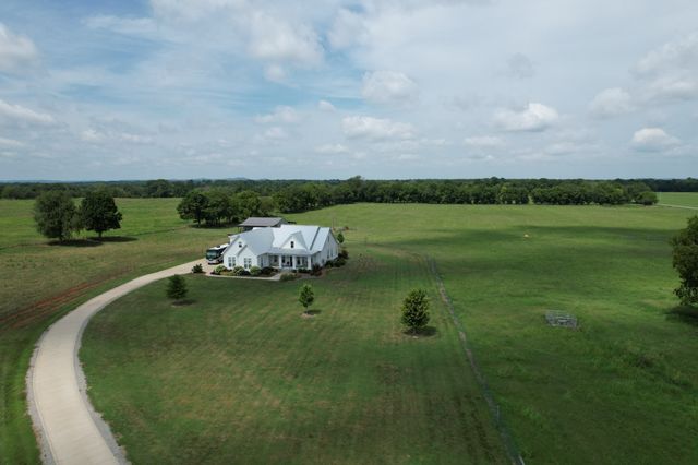 3130 Nashville Hwy, Lewisburg, TN 37091