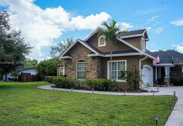 2640 SW 137th Terrace, Davie, FL 33330