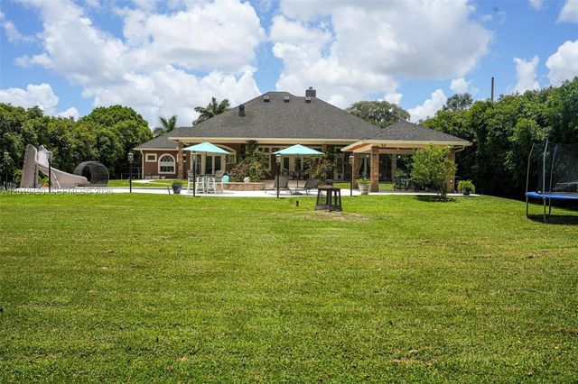 2640 SW 137th Terrace, Davie, FL 33330