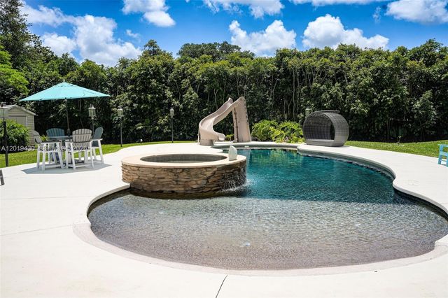2640 SW 137th Terrace, Davie, FL 33330