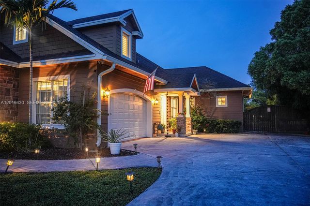 2640 SW 137th Terrace, Davie, FL 33330