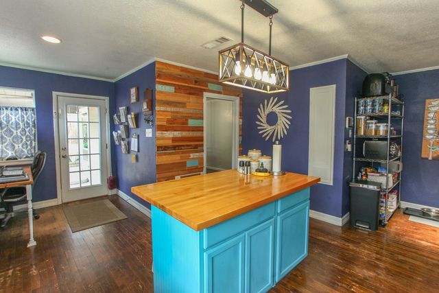 801 W 15th St, Big Spring, TX 79720