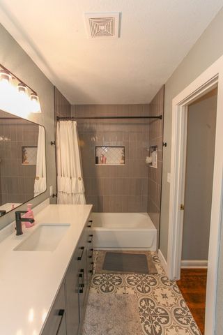 801 W 15th St, Big Spring, TX 79720