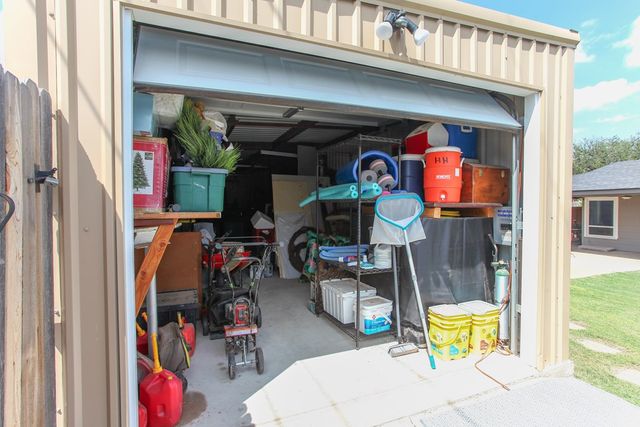 801 W 15th St, Big Spring, TX 79720