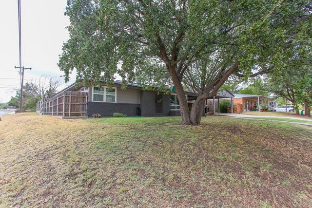 801 W 15th St, Big Spring, TX 79720