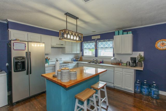 801 W 15th St, Big Spring, TX 79720