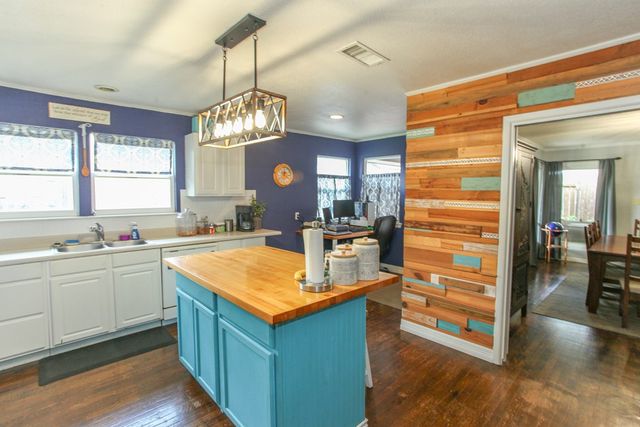 801 W 15th St, Big Spring, TX 79720