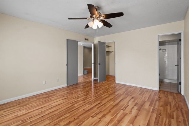 1825 E Peters Colony Road, Carrollton, TX 75007