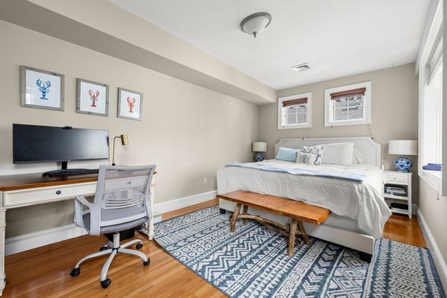 57 High St 2, Boston, MA 02129