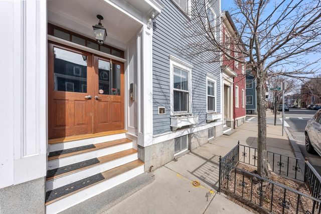 57 High St 2, Boston, MA 02129