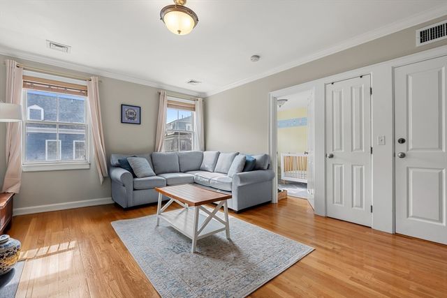 57 High St 2, Boston, MA 02129