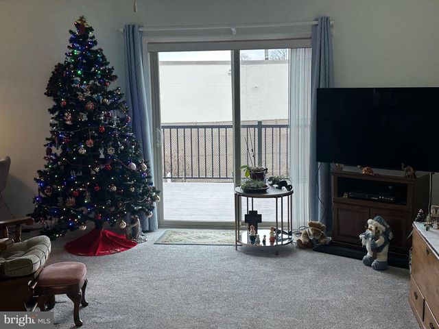 35 DUFFIELD DR, Lititz, PA 17543