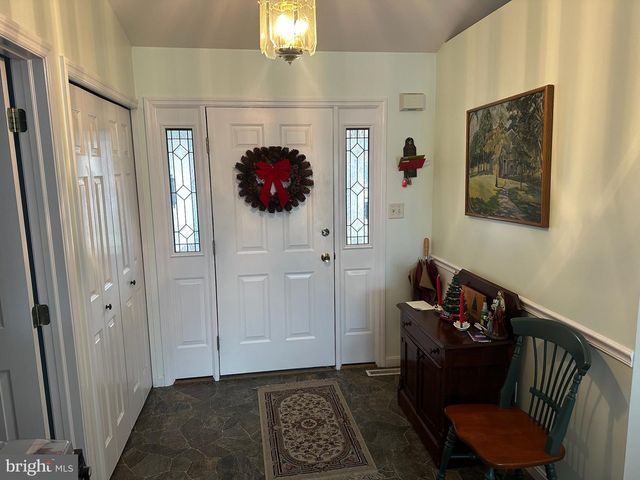 35 DUFFIELD DR, Lititz, PA 17543