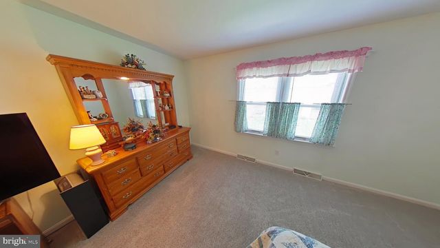 35 DUFFIELD DR, Lititz, PA 17543