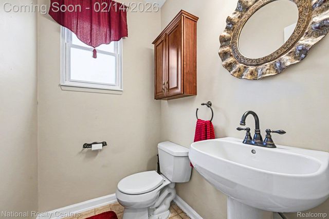 30028 Bobrich Court E, Livonia, MI 48152