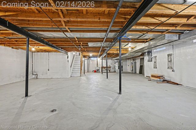 30028 Bobrich Court E, Livonia, MI 48152