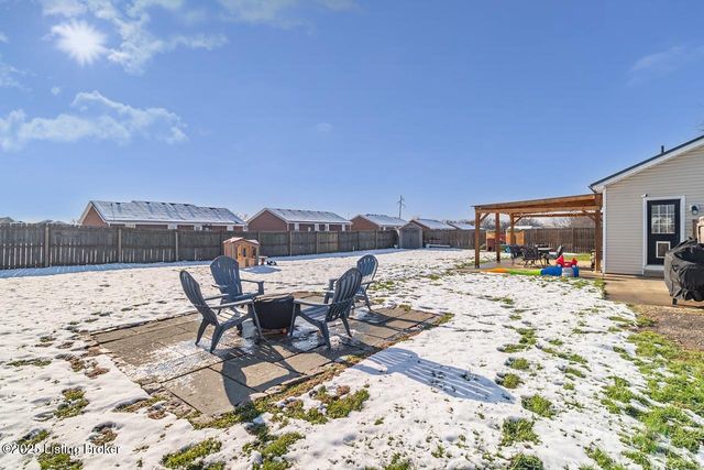 101 Grundy Dr, Bardstown, KY 40004