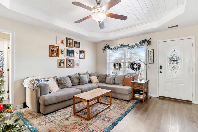 101 Grundy Dr, Bardstown, KY 40004