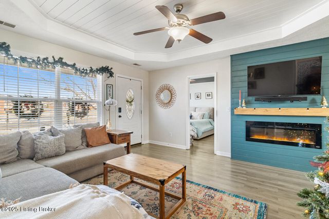 101 Grundy Dr, Bardstown, KY 40004