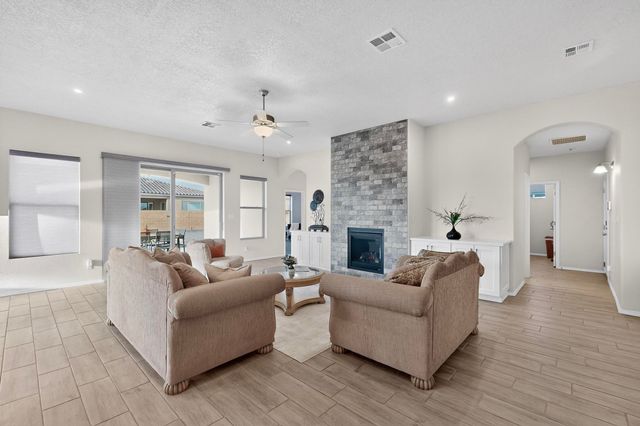 6431 Picardia Place NW, Albuquerque, NM 87120