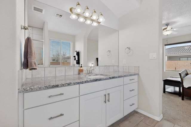 6431 Picardia Place NW, Albuquerque, NM 87120