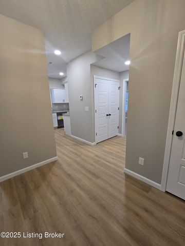 215 E Brown St, Elizabethtown, KY 42701