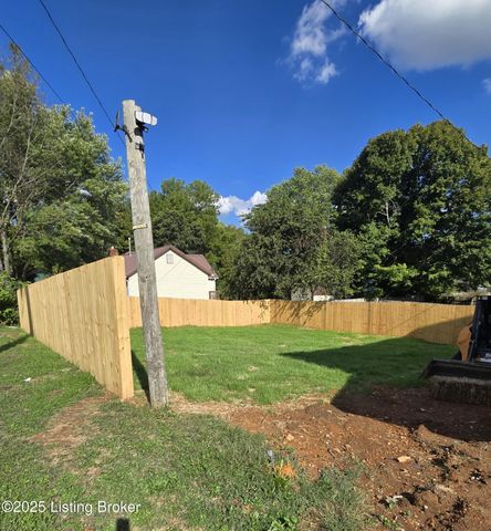 215 E Brown St, Elizabethtown, KY 42701