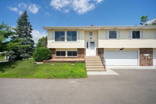 4411 Clover Lane A, Eagan, MN 55122
