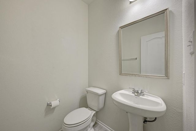 521 Lady Swiss LN, Hutto, TX 78634