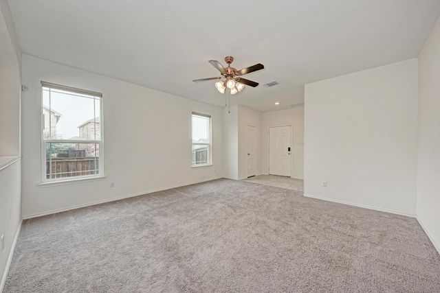 521 Lady Swiss LN, Hutto, TX 78634