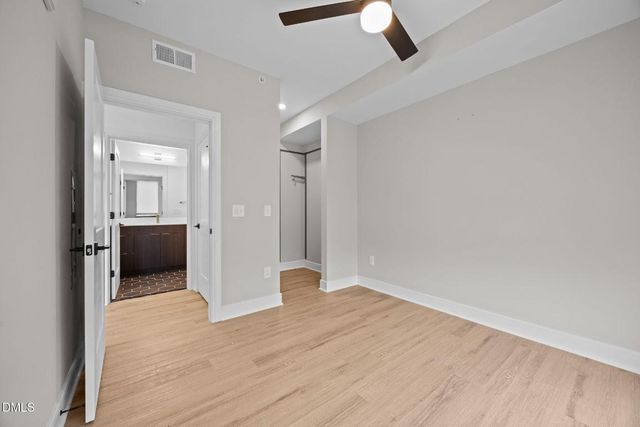 615 W Peace Street 307, Raleigh, NC 27605