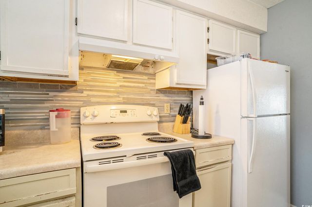 601 38th Ave N Apt E2, Myrtle Beach, SC 29577