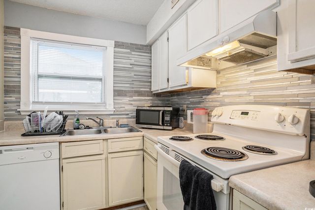 601 38th Ave N Apt E2, Myrtle Beach, SC 29577