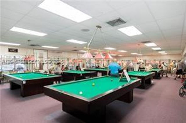 9101 Sunrise Lakes Blvd 202, Sunrise, FL 33322