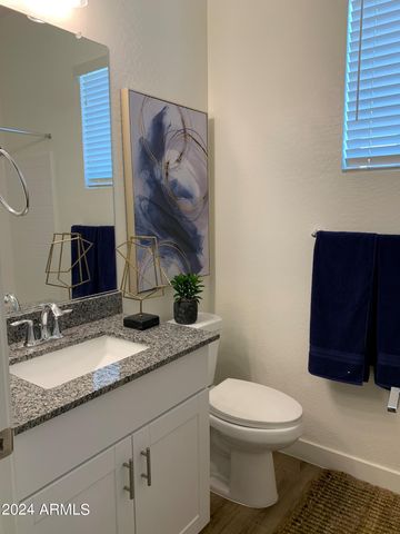 9652 E HAMPTON Avenue 2, Mesa, AZ 85209