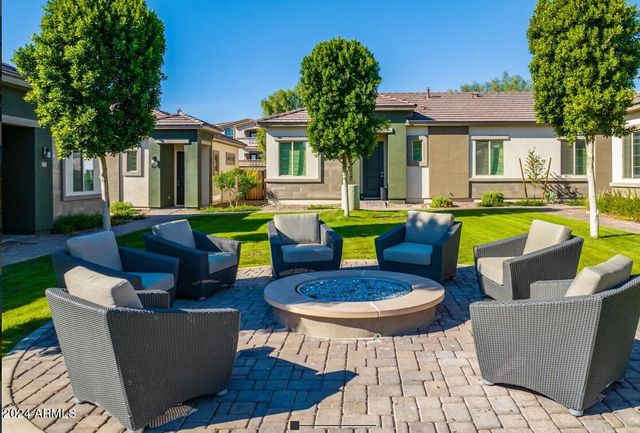 9652 E HAMPTON Avenue 2, Mesa, AZ 85209