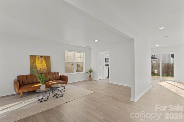 2440 Reid Oaks Drive, Charlotte, NC 28208