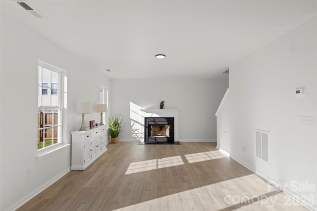 2440 Reid Oaks Drive, Charlotte, NC 28208