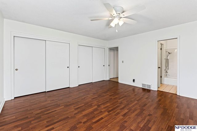 805 Leawood Drive, Omaha, NE 68154