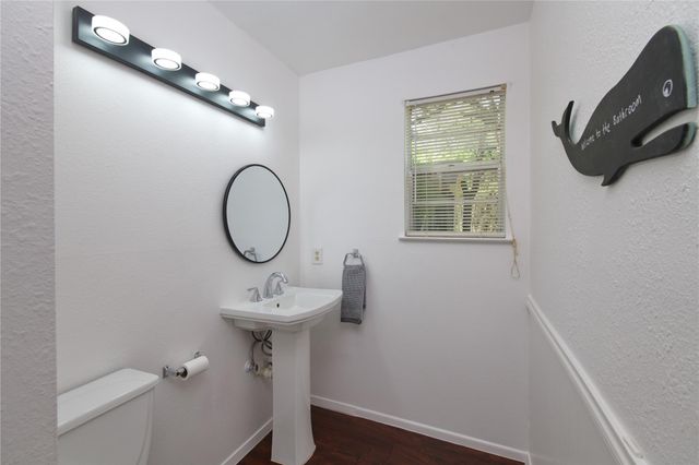 833 Old Ranch Road 12, San Marcos, TX 78666