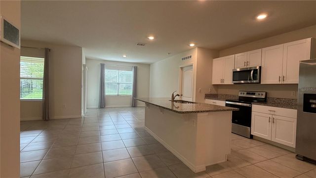 435 ANNE ST., Deland, FL 32724