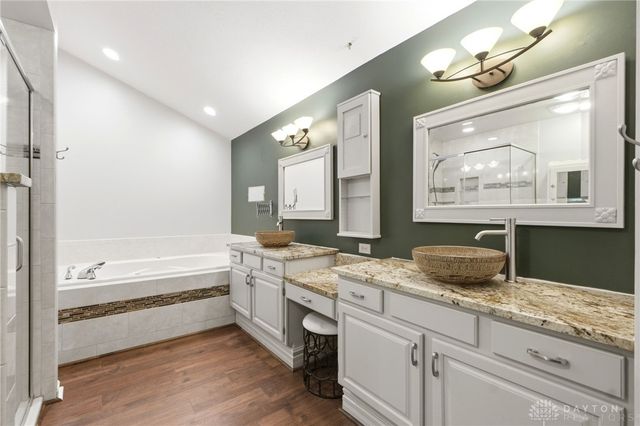 3955 Maple Grove Lane, Beavercreek, OH 45440