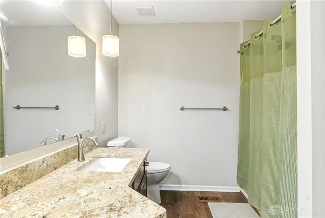 3955 Maple Grove Lane, Beavercreek, OH 45440