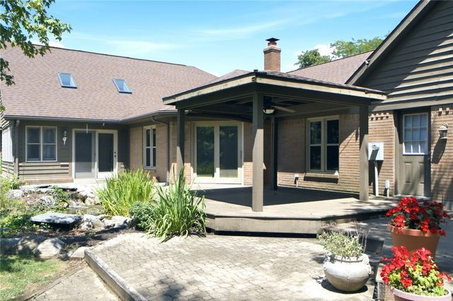 3955 Maple Grove Lane, Beavercreek, OH 45440