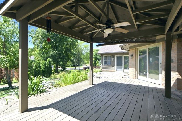 3955 Maple Grove Lane, Beavercreek, OH 45440