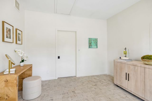 517 Adamwood Dr, Nashville, TN 37211