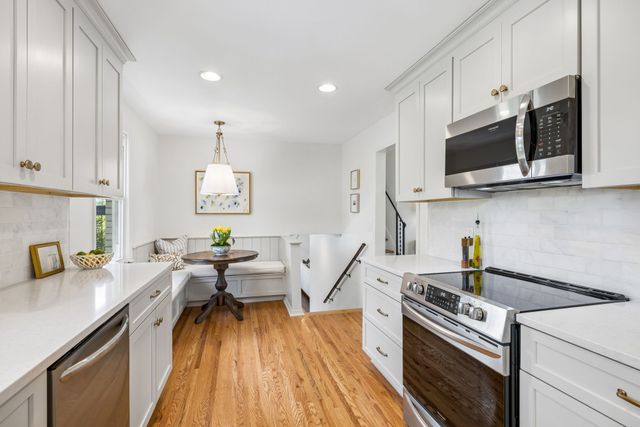 517 Adamwood Dr, Nashville, TN 37211