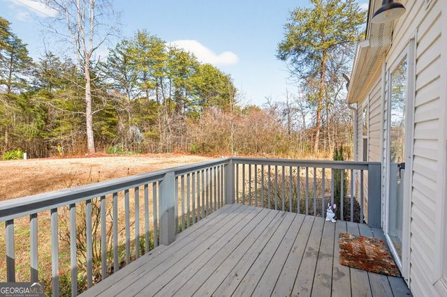 818 Dean Mountain Road, Cleveland, GA 30528