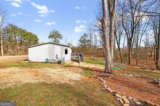 818 Dean Mountain Road, Cleveland, GA 30528