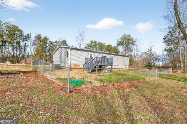 818 Dean Mountain Road, Cleveland, GA 30528